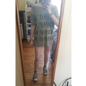 Graphic T-shirt Dress